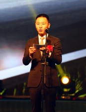 现代